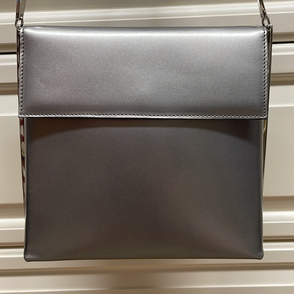 Silver Salvatore Ferragamo bag - Picture 2 of 9